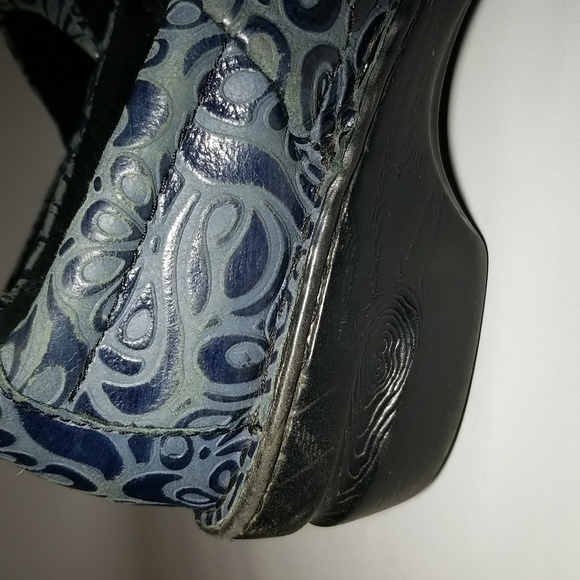 Boc, Blue leather clogs, Women'size 11 - Picture 5 of 12